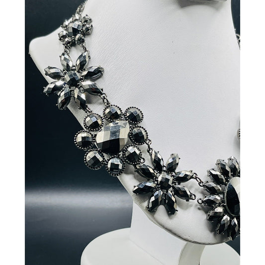 Allure Floral Black Crystal Statement 22" Necklace VGUC Gorgeous